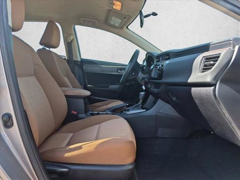 Used 2015 Toyota Corolla LE FWD image 14