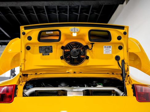 Used 2008 Porsche 911 GT2 RWD image 34