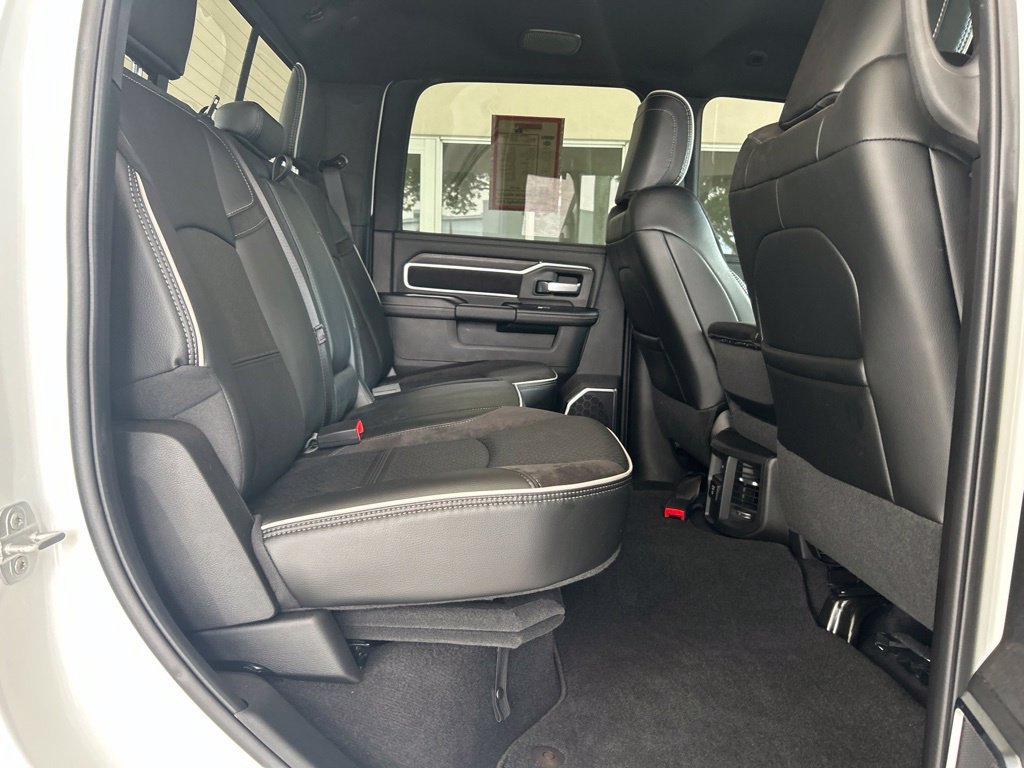 Used 2026 RAM 2500 Laramie AWD/4WD image 33