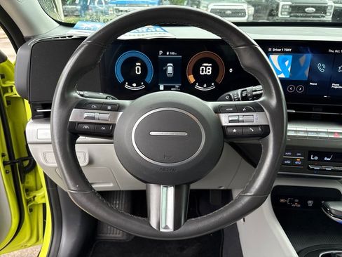 Used 2024 Hyundai Kona SEL image 17