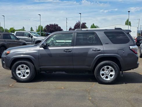 Used 2019 Toyota 4Runner SR5 Premium AWD/4WD image 34