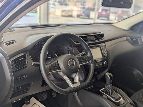 Used 2020 Nissan Rogue Sport S FWD image 12