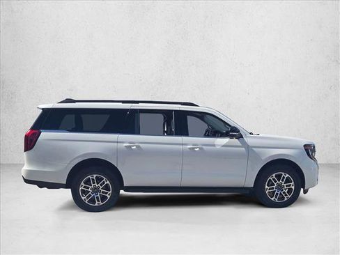 New 2026 Ford Expedition Max Active RWD image 5