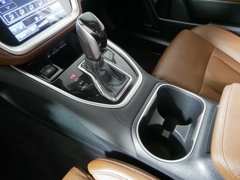 Used 2023 Subaru Outback Touring image 24