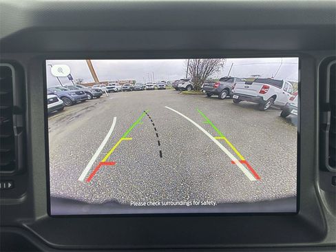 New 2025 Ford Bronco 4-Door image 19