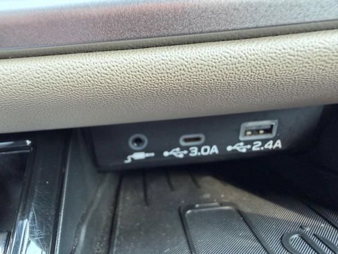 Used 2024 Subaru Outback Limited AWD/4WD image 38