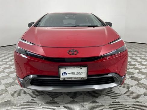 Used 2025 Toyota Prius XLE FWD image 14