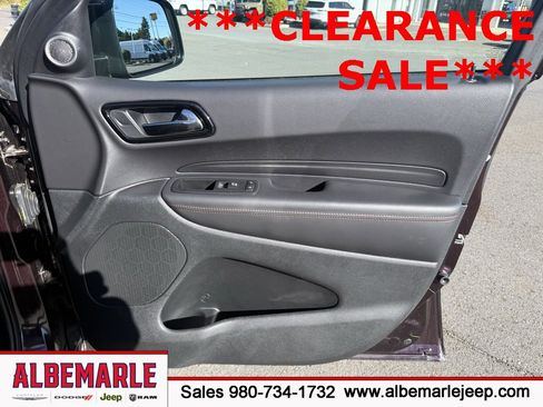 Used 2024 Dodge Durango GT image 30