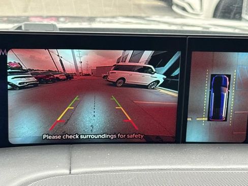 New 2026 Lincoln Navigator L Black Label AWD/4WD image 26