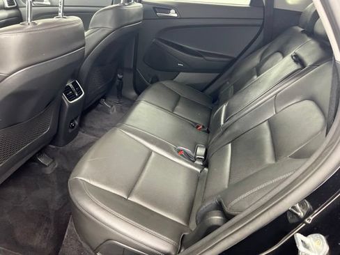 Used 2021 Hyundai Tucson Limited AWD/4WD image 11
