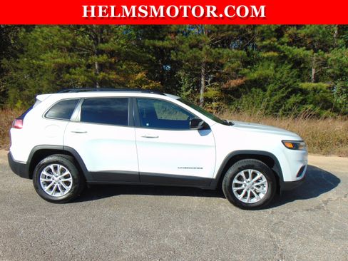 Certified 2022 Jeep Cherokee Latitude Lux image 9