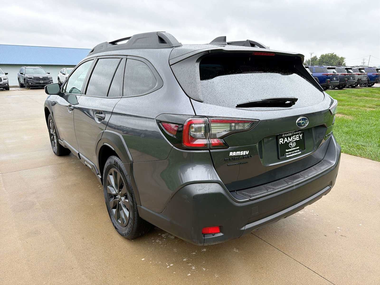 Certified 2023 Subaru Outback Onyx Edition AWD/4WD image 4