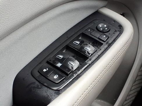 Used 2013 Dodge Dart SXT image 17