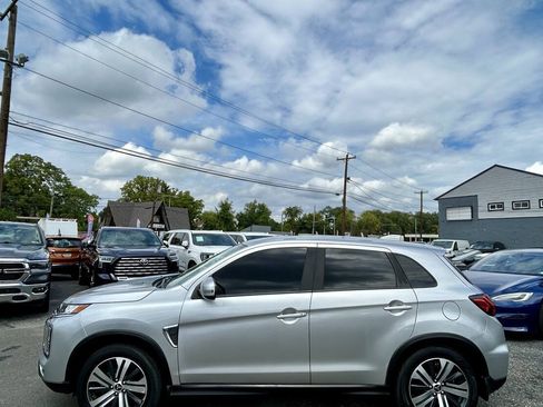 Used 2022 Mitsubishi Outlander Sport SE AWD/4WD image 2