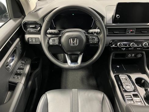 New 2025 Honda Pilot Touring image 33
