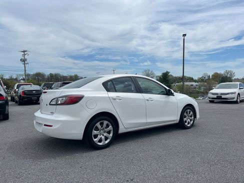 Used 2013 MAZDA MAZDA3 i SV image 3