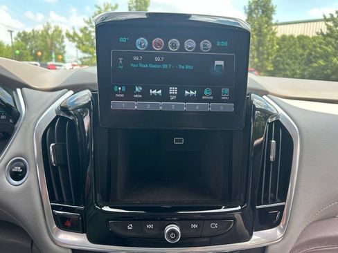 Used 2019 Chevrolet Traverse LT w/ LT Premium Package FWD image 21