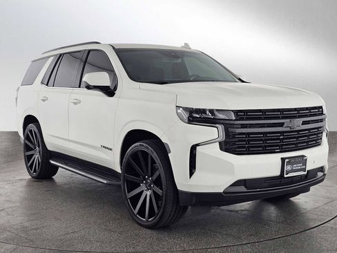 Used 2022 Chevrolet Tahoe LT RWD image 2