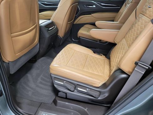 Used 2023 Cadillac Escalade Premium Luxury w/ Performance Package AWD/4WD image 52