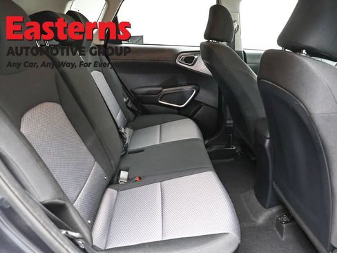 Used 2022 Kia Soul LX w/ Technology Package FWD image 23