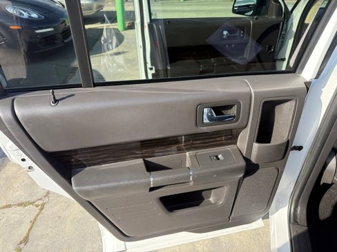 Used 2019 Ford Flex SEL w/ Equipment Group 202A image 12