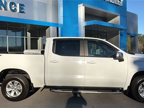 Used 2019 Chevrolet Silverado 1500 LT w/ All-Star Edition image 3