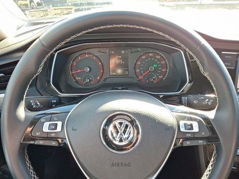 Used 2021 Volkswagen Jetta SE image 24