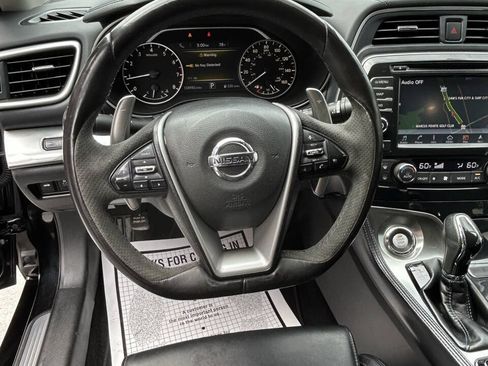 Used 2017 Nissan Maxima SR w/ Midnight Edition FWD image 17