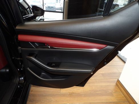 Used 2023 MAZDA MAZDA3 s image 16