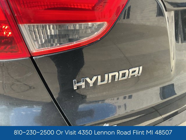 Used 2011 Hyundai Tucson Limited AWD/4WD image 34