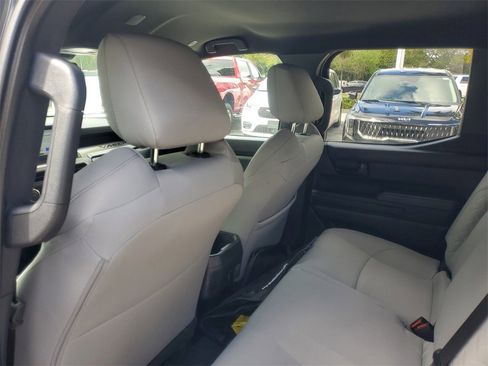 Used 2025 Toyota Tacoma SR5 image 10
