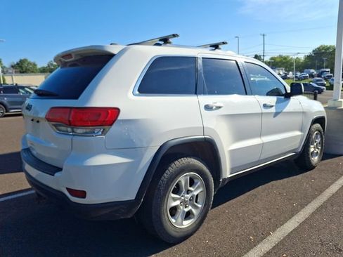 Used 2014 Jeep Grand Cherokee Laredo w/ Quick Order Package 23E AWD/4WD image 3