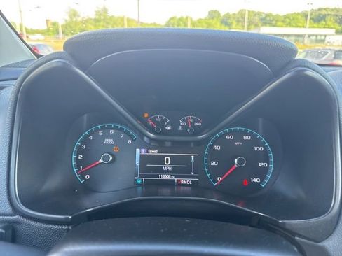 Used 2017 Chevrolet Colorado Z71 AWD/4WD image 19