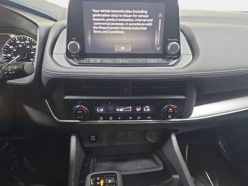 New 2026 Nissan Rogue SV FWD image 20