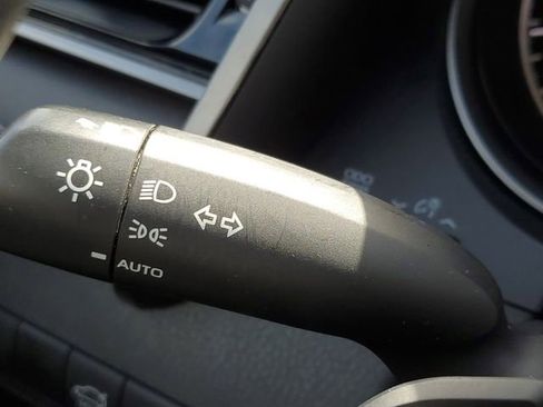 Used 2024 Toyota Camry SE image 22