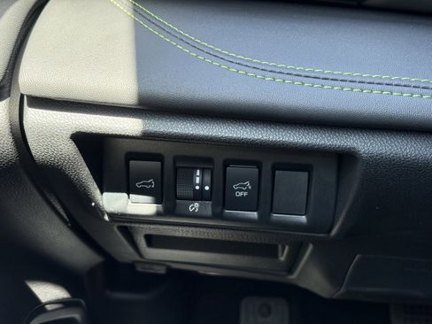 Used 2025 Subaru Outback Onyx Edition image 17