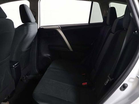 Used 2015 Toyota RAV4 LE AWD/4WD image 25