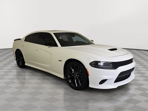 Used 2023 Dodge Charger R/T w/ Blacktop Package RWD image 2