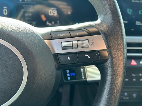 Used 2025 Hyundai Sonata SEL FWD image 23
