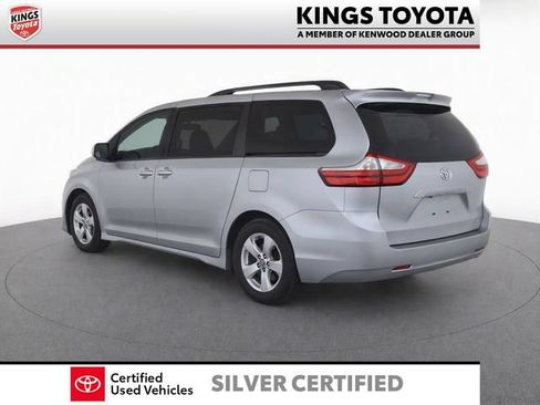 Certified 2018 Toyota Sienna LE FWD image 5