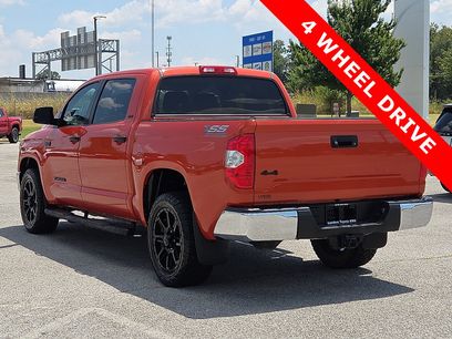 Used 2018 Toyota Tundra SR5 w/ SR5 Upgrade Package