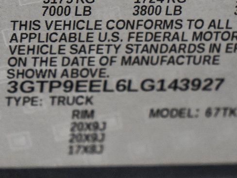 Used 2020 GMC Sierra 1500 AT4 w/ AT4 Premium Package AWD/4WD image 28