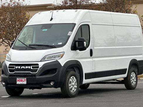New 2026 RAM ProMaster 2500 w/ Quick Order Package 22G SLT image 7