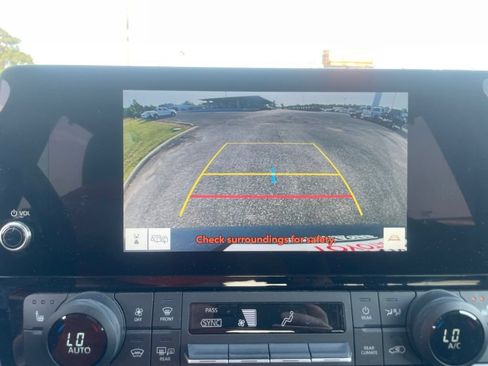 Used 2024 Toyota Grand Highlander FWD image 23
