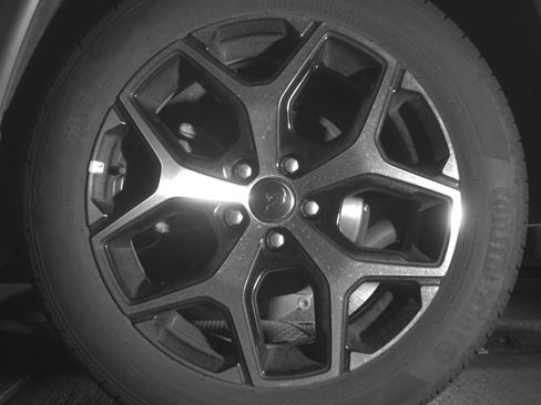 Used 2025 Jeep Compass Limited image 14