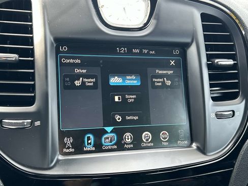 Used 2016 Chrysler 300 S AWD/4WD image 33