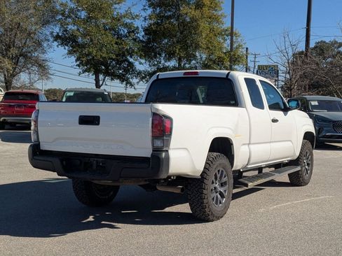Used 2020 Toyota Tacoma SR RWD image 3