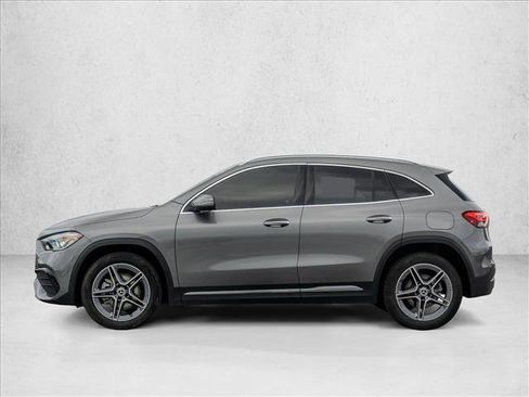 Used 2023 Mercedes-Benz GLA 250 4MATIC w/ AMG Line Exterior image 3