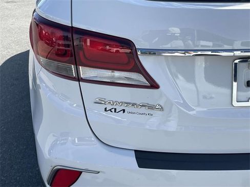 Used 2017 Hyundai Santa Fe SE w/ SE Premium Package 02 image 15