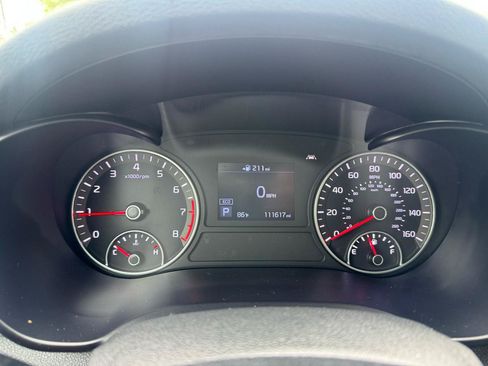 Used 2020 Kia Optima LX FWD image 10
